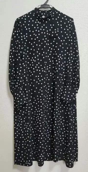 마르티니크 도트 무늬 원피스