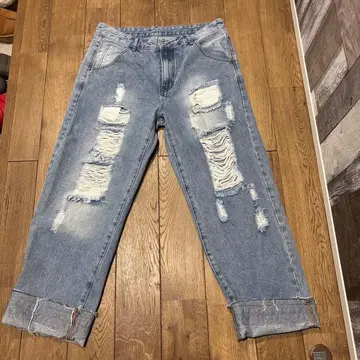 데미지 가공 라이트 블루 데님 M 사이즈