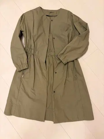 새상품급 MACPHEE 올리브 트렌치코트