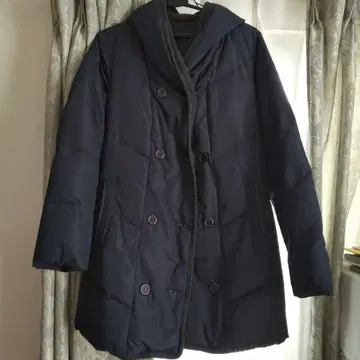 네이비 다운 자켓 후드 부착