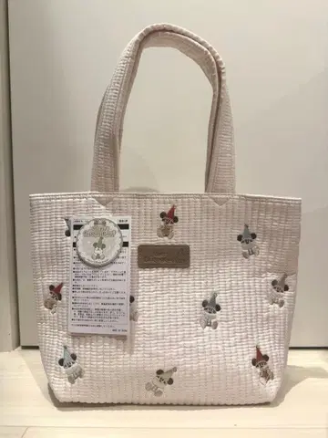 릴린린 자수 토트백 디즈니 크리스마스 2025