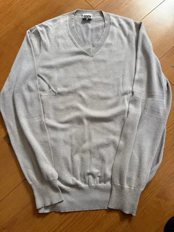 Goodenough 그레이 V넥 스웨터 M 사이즈
