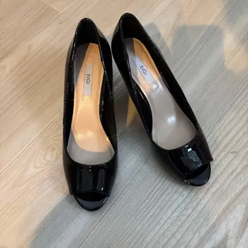 블랙 오픈토 하이힐 8cm