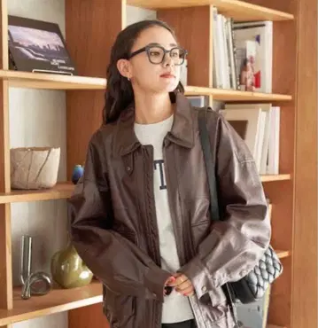 프릭스 스토어 다크 브라운 가죽 자켓