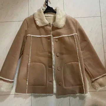 무스탕 코트 베이지 퍼 포함