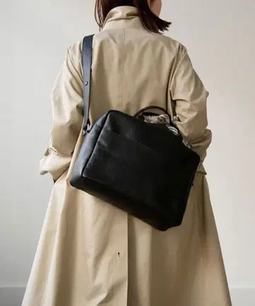 오카카에 백 Madrigal