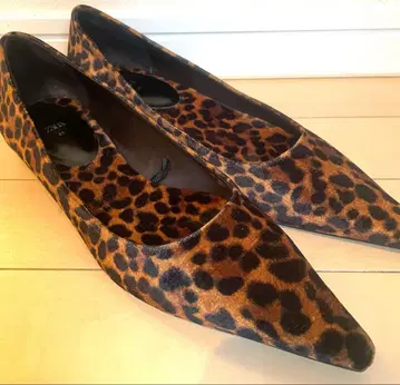 ZARA 레오파드 무늬 스틸레토 플랫슈즈 40
