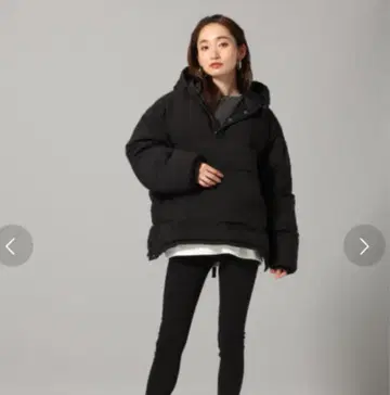 지나 시프트 블랙 후드 부착 다운 아노락