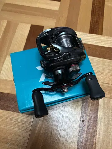 17 타툴라 SV TW 7.3 베이트릴 타투라 새상품급