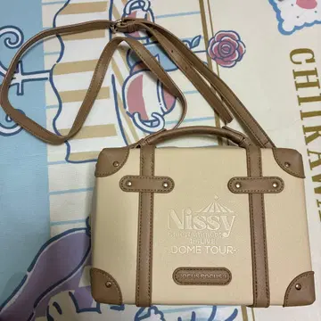 Nissy 돔 투어 숄더백 베이지