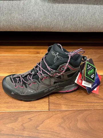 몬츄라 야르테크노 GTX 여성용 UK 4.5 트레킹 슈즈
