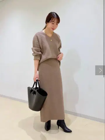 라운지 드레스 FUR 니트 셋업 / F