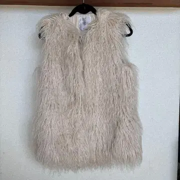 ZARA TRAFALUC 베이지 퍼 베스트