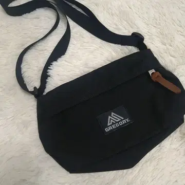 [ 그레고리 ] GREGORY 엔벨로프 숄더 블랙