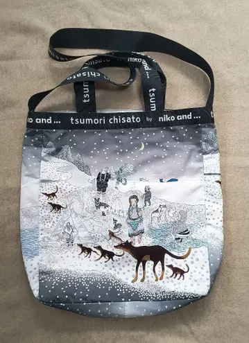 츠모리 치사토 니코앤드 숄더백