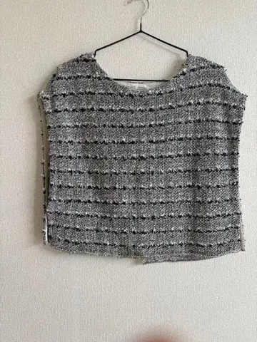 BEARDSLEY 트위드 니트 판초 블랙