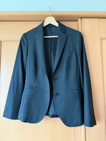 뉴요커 블랙 테일러드 자켓