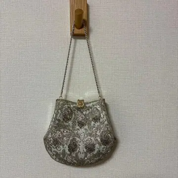 빈티지 실버 비즈 자수 클러치백