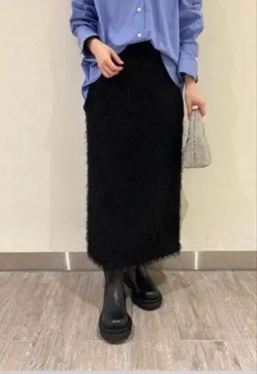 미라 오웬 후고무 프린지 자카드 스트레이트 스커트 블랙