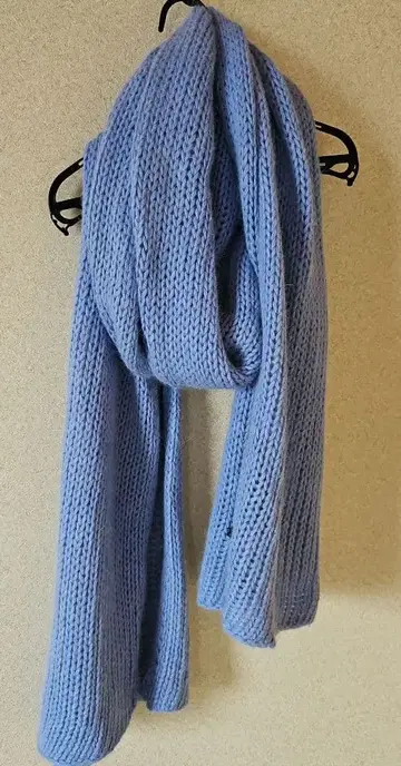 ZARA 라이트 블루 니트 머플러
