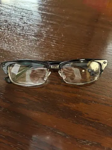 서모트 안경 프레임