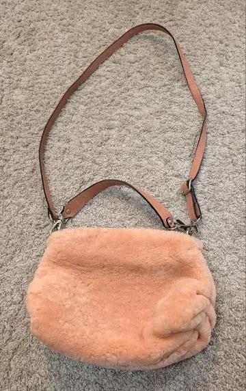 [고품질] 오로라 프레스티지 무스탕 퍼 2way 핸드백 숄더