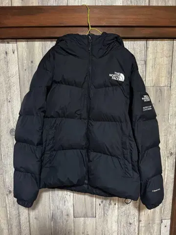 THE NORTH FACE 블랙 다운 자켓
