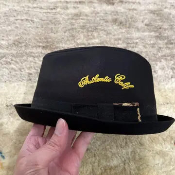 well tailored 웨일테일러드 레오파드 무늬 햇