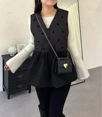 플로키 도트 퀼팅 페플럼 베스트