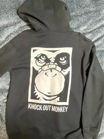 KNOCK OUT MONKEY 후드티 L