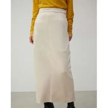 새상품급 AZUL by moussy 베이지 슬릿 타이트 스커트 M