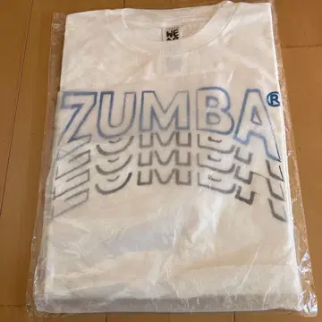 ZUMBA 정품 화이트 T셔츠 미사용 새상품