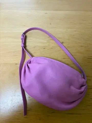 핑크 가죽 통통 핸드백