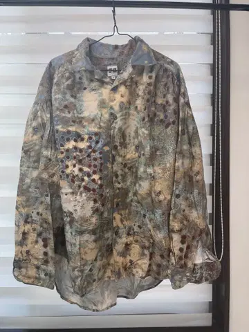 AIE M 사이즈 다색 패턴 셔츠