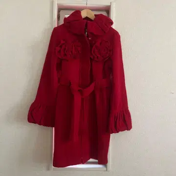 울 100% 장미 모티브 프릴 옷깃 롱 코트 미사용 새상품