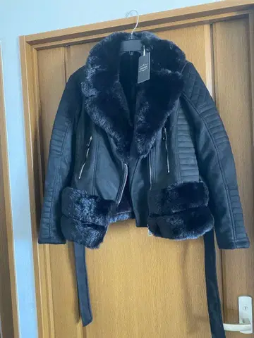 인조 모피 숏 무스탕 코트