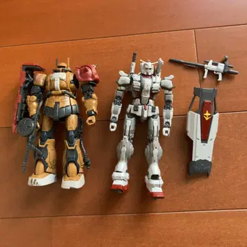 [정크제품] HG 건담 EX와 HG 자쿠 II F형 소라리 기체