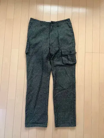 그레이 카고 팬츠 사이드 포켓 포함