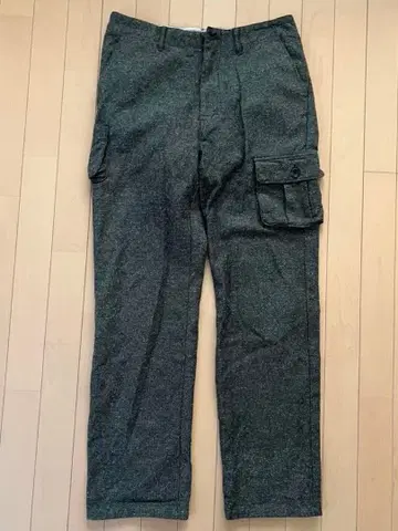 그레이 카고 팬츠 사이드 포켓 포함