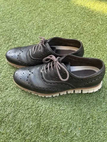 콜한 제로그랜드 옥스퍼드 다크 브라운 화이트 밑창