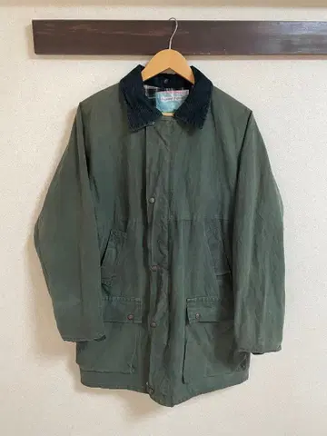 오일드 자켓 잉글랜드제 오일 세척 완료