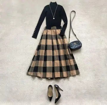 SYSORUS 플레어 스커트 블랙&베이지 체크
