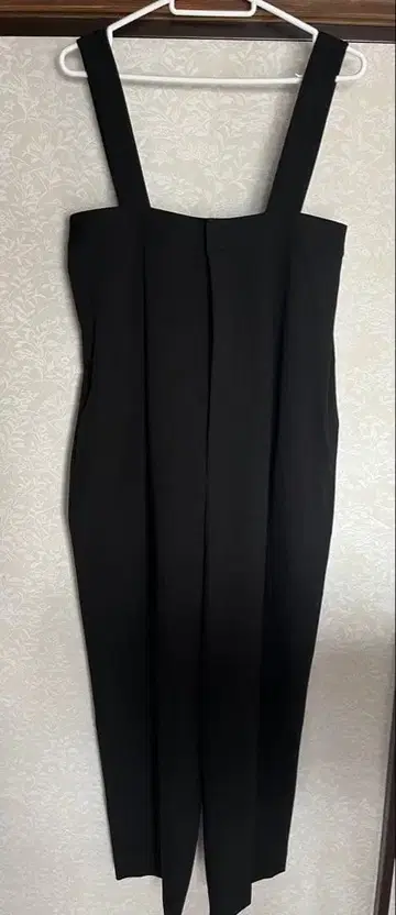 Mila Owen 코쿤 실루엣 베어 살로펫