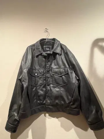 ZARA 블랙 가죽 숏 자켓