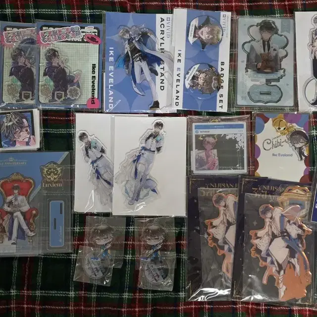 니지산지 EN 니지이엔 럭시엠 아이크 이브랜드 굿즈 아크릴 스탠드 뱃지