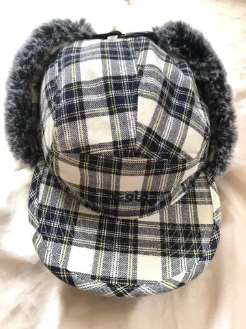 새상품급 X-girl 엑스걸 플라이트 캡 체크 무늬 방한