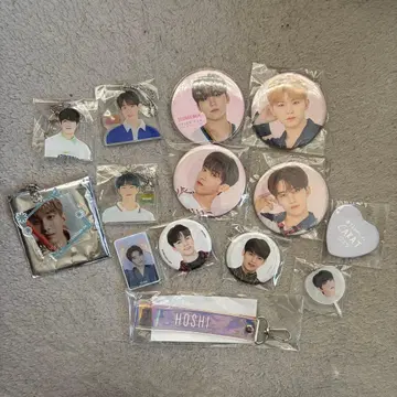 SEVENTEEN 묶음 판매 캔 배지 아크릴 키링 등