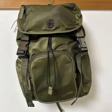 [ 새상품급 ] BOSS 멀티 포켓 백팩 Double B 모노그램 트림