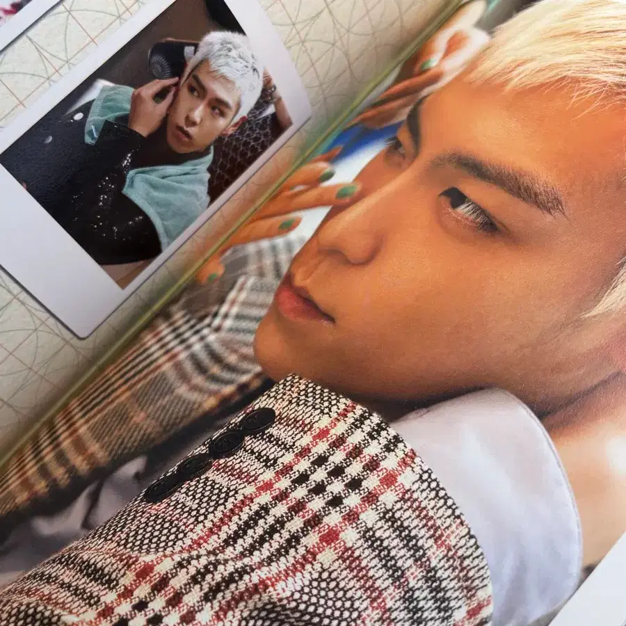 BIGBANG | 빅뱅 Bigbang 2011 BIGSHOW DVD & photobook on Bunjang