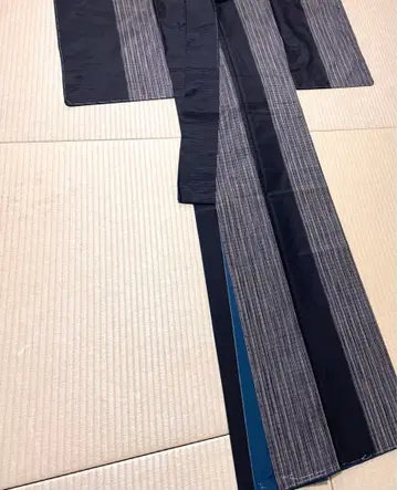 가로로 빗살 무늬 세련된 츠무기 코몬